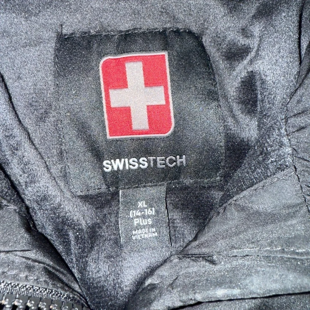 SwissTech Youth XL (14–16) Plus Black Hooded Puffer Jacket Winter Coat
